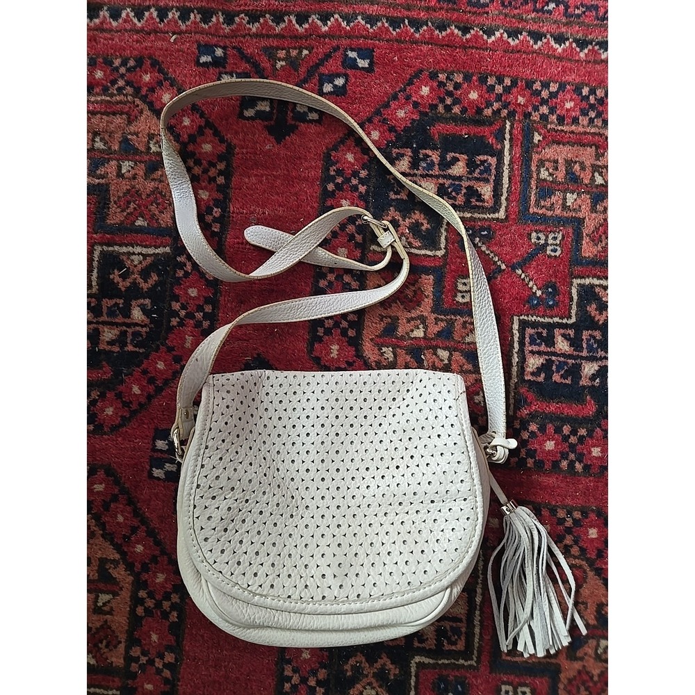 ISAAC MIZRAHI PERFORATED LEATHER IVORY FLAP STYLE CROSSOBODY BAG